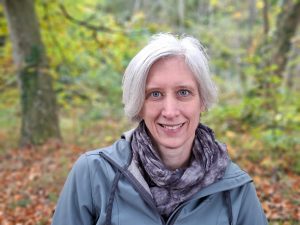 photo for instructor bio simonekues bearbeitet